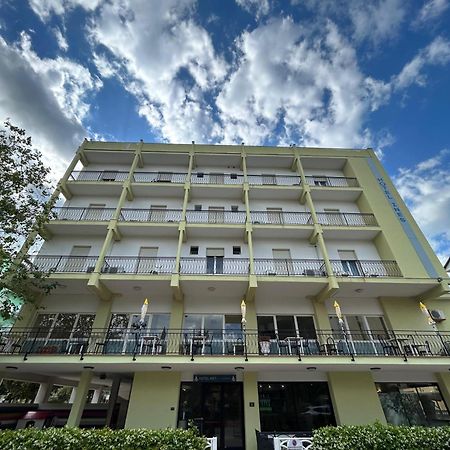 Hotel Ines Cesenatico Exterior foto